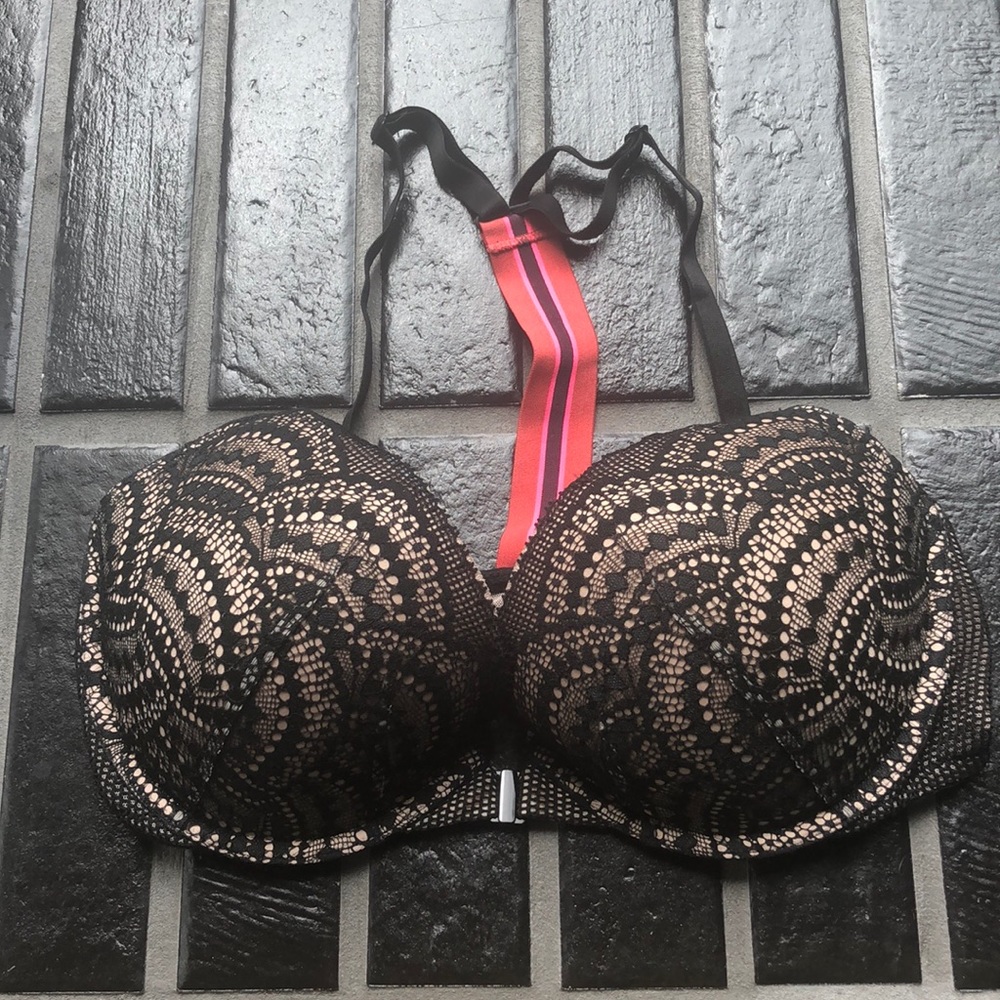 Victoria’s Secret Very Sexy racer back front close